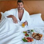 Chris melody - @chris_meledy - Instagram