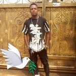 Chris Miracle - @chrismiracle77 - Instagram