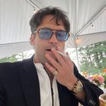 Chris Moe - @james_mahalo - Instagram