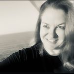 Christine Liz Moeller - @christine.liz.moeller - Instagram