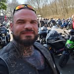 CHRIS W. - @chris_worms - Instagram