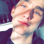 Chris Yowell - @mr_greeneye_boy - Instagram
