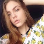 Chrissy King - @cenowantbarb1975b - Instagram