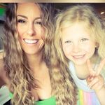 Lindsey Christen-Lee - @lindseyhenault - Instagram