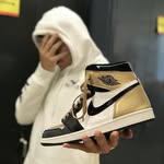 Christian Davin - @shoe_geek17 - Instagram