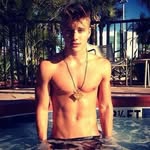Christian Roach - @christian.roach.17 - Instagram