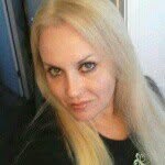 Christina Samples - @chrissylynn_76 - Instagram