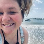 Christina Herring - @mommyofthebeezzzz - Instagram