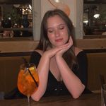 Christina Kahn - @christina_kahn - Instagram
