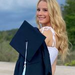 Christine Eagle - @tineeagle - Instagram