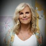 Christine Gresham - @christinegresham - Instagram