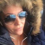 Christine Howells - @christyh0llews - Instagram