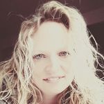 Sarah Christine Streeter - @sarahchristine_76 - Instagram