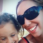 Christine Ware - @christinekeating85 - Instagram