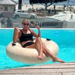 Christine Western - @christinewestern - Instagram