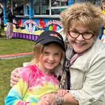 Christine Willows - Facebook