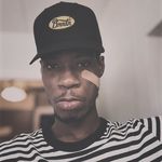 Christopher Omar Kinney - @yeahh_omaar - Instagram