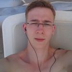Christopher Klemm - @chrisi.valentine - Instagram