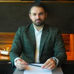 🕋 Christopher Raoulx | Leader • Business • Mindset - @travelburguera - Instagram