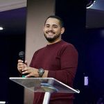 Christopher Mariano - @christopherdosantos - Instagram