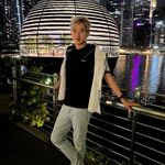 Christopher OH - @christopher_2182 - Instagram