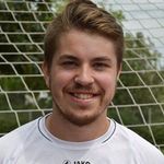 Christopher Oswald - @windbreaker_mois - Instagram