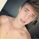 Christopher Roberto Carlos - @christopherrobertocarlos - Instagram