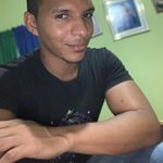Christopher Vicente - @emerson_christopher93 - Instagram