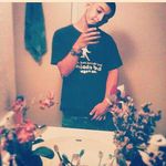Christopher Vinson - @screwed_up4life6044 - Instagram