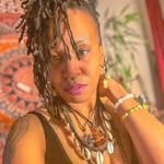 Chrystal Evans - @spiritual.psychi.medication - Instagram