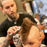 Chuck Arthur - @hot_comb_in_your_hair - Instagram