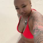 Chyna Thornton - @chynaboo24 - Instagram