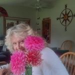 Cindy Boyle - @hiking_sticks - Instagram