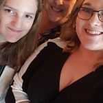 Cindy Staples - @cindy.staples.9 - Instagram