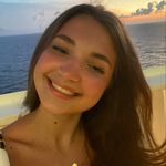 claire hall - @claire.v.hall - Instagram