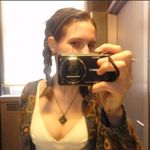 Claire Thompson - @clairehthompson - Instagram