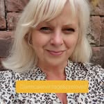 Claire Ackley - @clairecakevintage - Instagram
