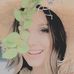 Claire Baɾlow - Facebook