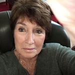 Claire Bouchard - @placeducirque - Instagram