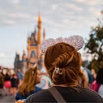 Claire Dickey - @disneydayswithpftctravel - Instagram