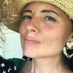 Claire Glover - @cglover2000 - Instagram
