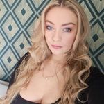 Claire Glover - @claireglover93 - Instagram