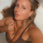 Claire Glover - @claireglover72 - Instagram