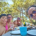 Claire Leon - Facebook