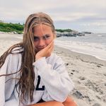 @clairelevis_ - Instagram