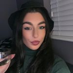 Claire Rees - @clairerees28 - Instagram