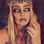 Claire Upton - @countessforesight - Instagram