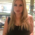Clara Benjamin - @clabenjs - Instagram