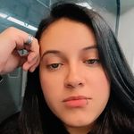 Clara Escobar - @clara.otassu - Instagram