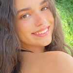 Clara Dantas - @claragoodgroves - Instagram